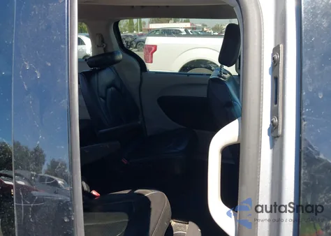 2021 Chrysler Voyager Lxi из США, поврежденный, VIN 2C4RC1DG1MR506086